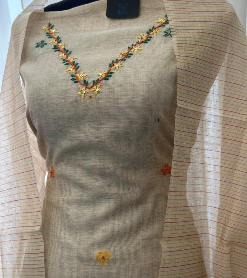 Meadow Blossom Chanderi - Gold