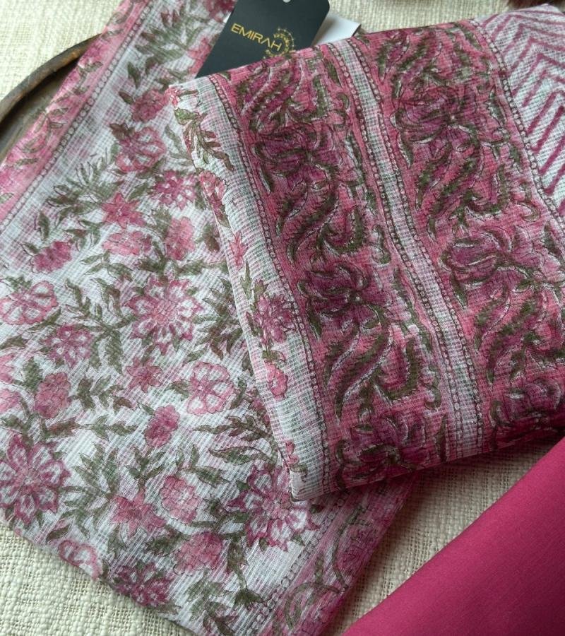 Effortless Elegance in Every Drape - Mixed Colors