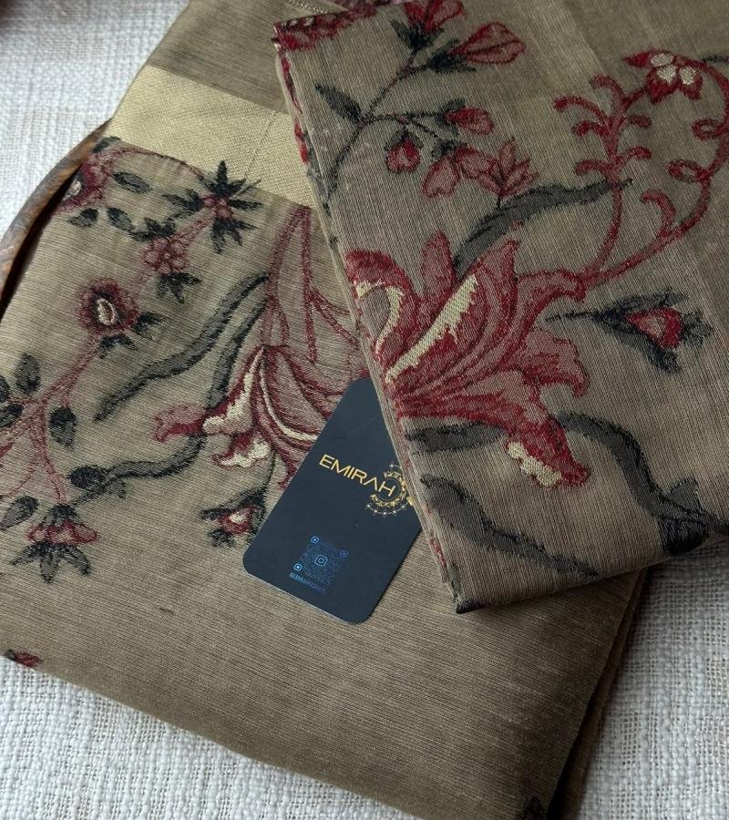 Elegant Chanderi with Jamdani Weaving - Gold