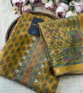 Elaborate Muslin Silk Paisley Suit - Emerald Green