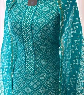 Gadwal Silk Suit ✨ - Mixed Colors